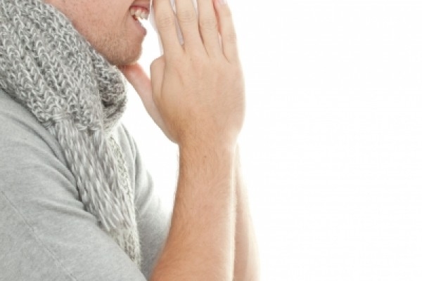 Medikamentozni rinitis je neželen učinek uporabe nosnih dekongestivov